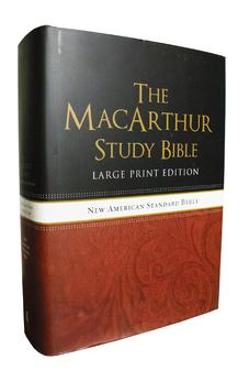 NASB MacArthur Study Bible Large Print Indexed 9781418542276